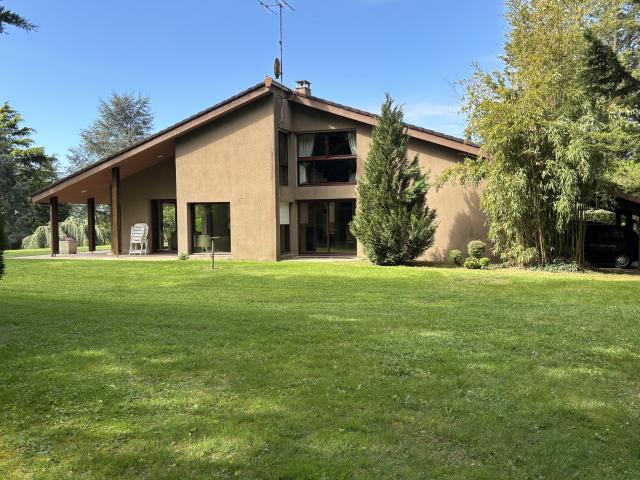 MAISON FAMILIALE DANS UN CADRE PRIVILEGIE !