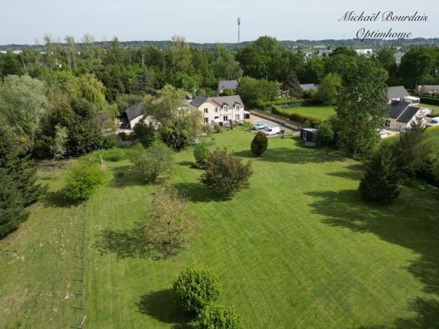 ? Maison familiale de caractère 190 m2 – 5 chambres – Enviro. 189m² La Flèche
