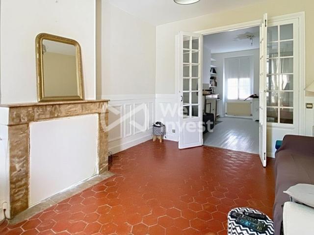 Maison familiale de caractère de 212 m² avec jardin, dépendan