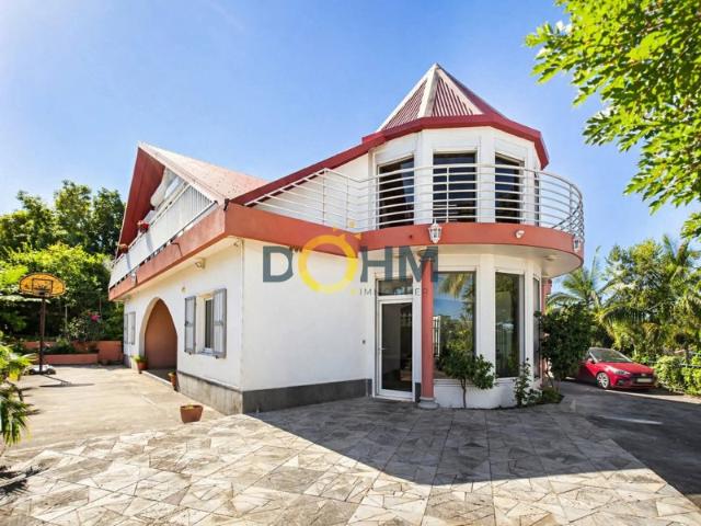 Maison Familiale de caractère de 278m2 sur 1042m2 de terrain
