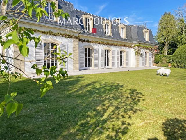 Maison familiale de charme à Senlis 304m² Senlis