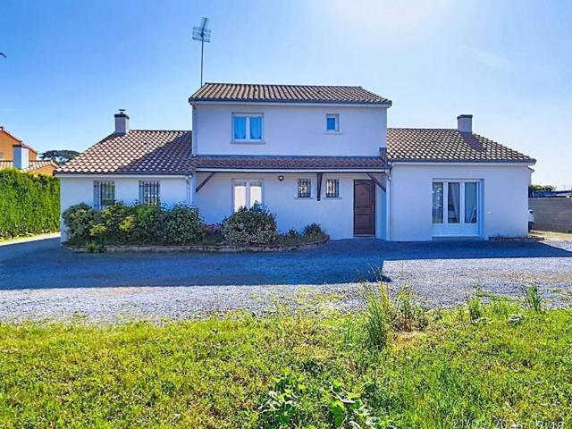 Maison familiale de 145 m² env. avec 4 chambres, garage et grand jardin