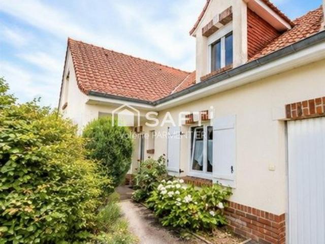 Maison familiale de 160 m2, 4 chambres, jardin clos et garage