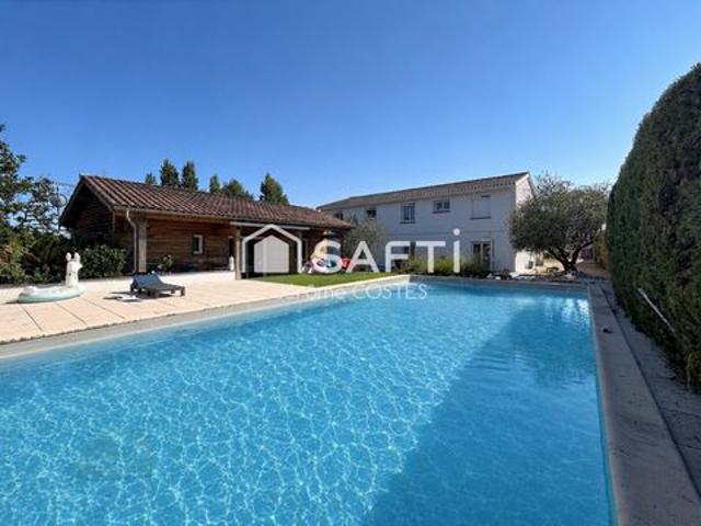 Maison familiale de 170 m2 piscine et pool house