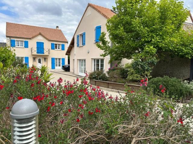Maison familiale avec dépendance – Ballainvilliers