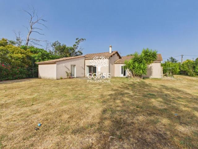 Maison familiale de 190 m2 sur terrain constructible de 2 00