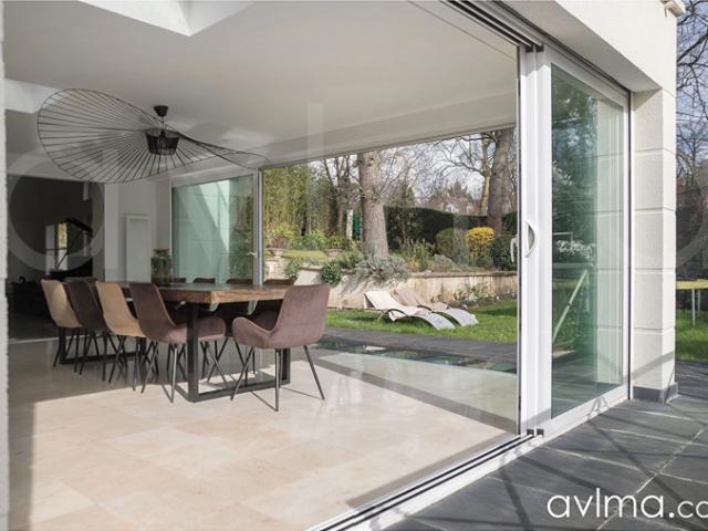 Maison Familiale de 10 pièce s 466 m2