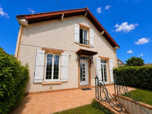 Maison familiale de 110 m² avec 3 chambres, jardin intime et aucun vis à vis