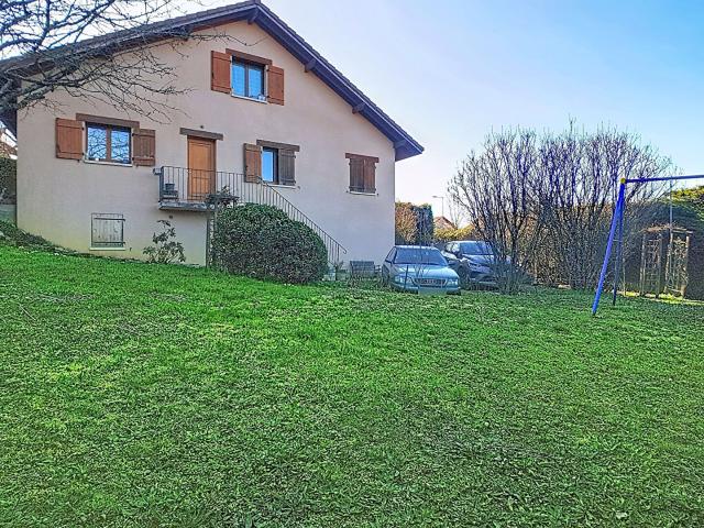 Maison familiale de 134 m² au coeur de Bons en Chablais 5 ch. 134m² Bons en Chablais