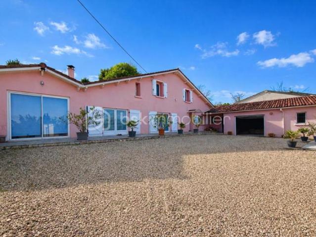 Maison familiale de 135 m² avec vue dégagée – Environnement calme et parcelle de 2000 m²
