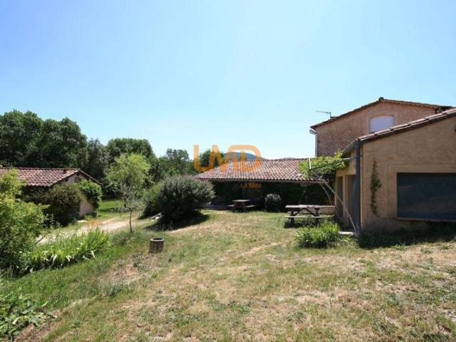 Maison familiale de 136m² avec jardin arboré de 5470 m²
