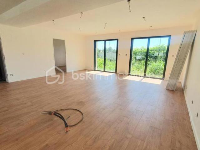 Maison familiale de 2026 / 4 chambres / vie de plain pied / garage