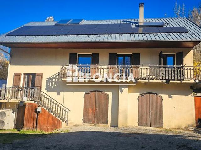 Maison familiale de 239 m² – Albiez le Jeune