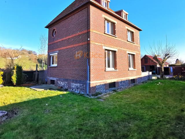 Maison familiale en centre bourg