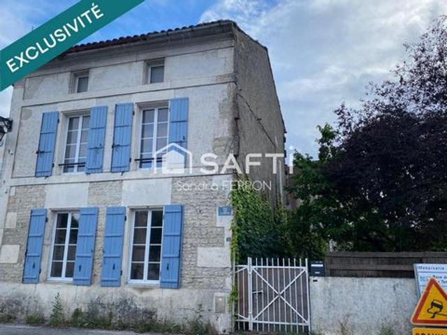 Maison Familiale entre Cognac et Matha