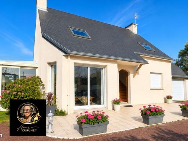 Maison familiale entre gare et centre ville auray