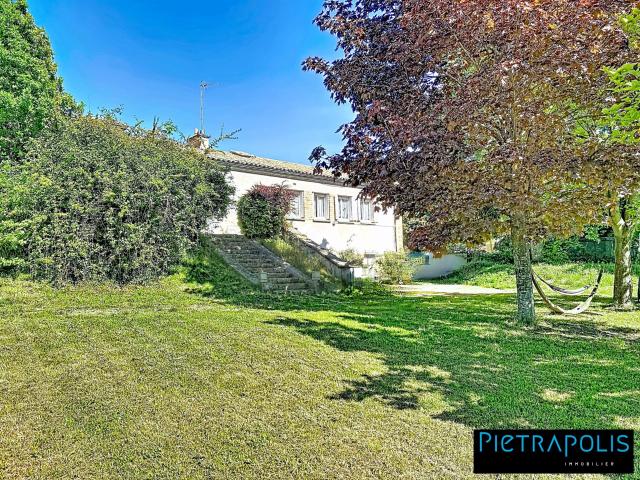 Maison familiale espace profession libérale 237m² La Chapelle de Guinchay