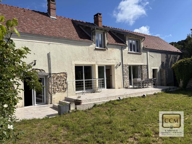 Maison familiale F6 rénovée 156m2 Buthiers