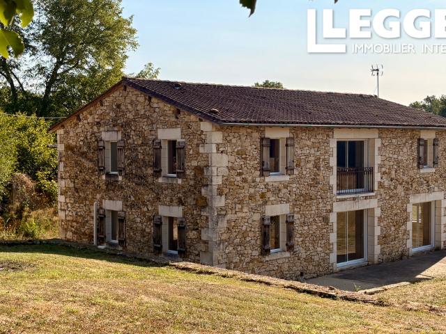Maison familiale individuelle de 4 chambres avec vue sur la campagne