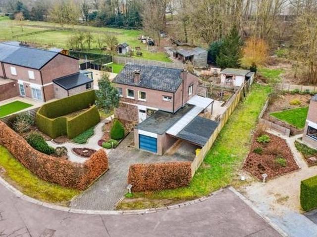 Maison familiale prête à emménager sur 61a avec écuries
