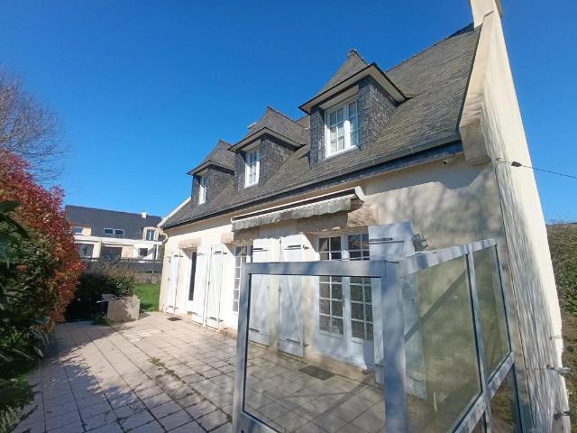 Maison familiale proche du centre