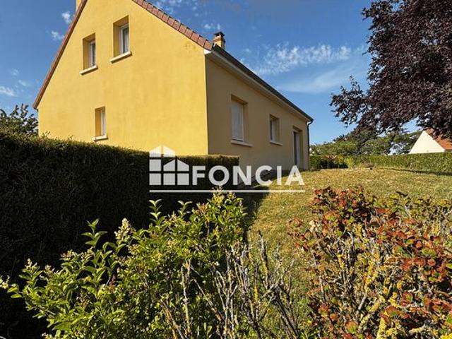 Maison familiale proche Fresnay sur Sarthe