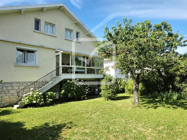 Maison familiale Quartier recherché, proche de la voie ver. 139m² Brive la Gaillarde