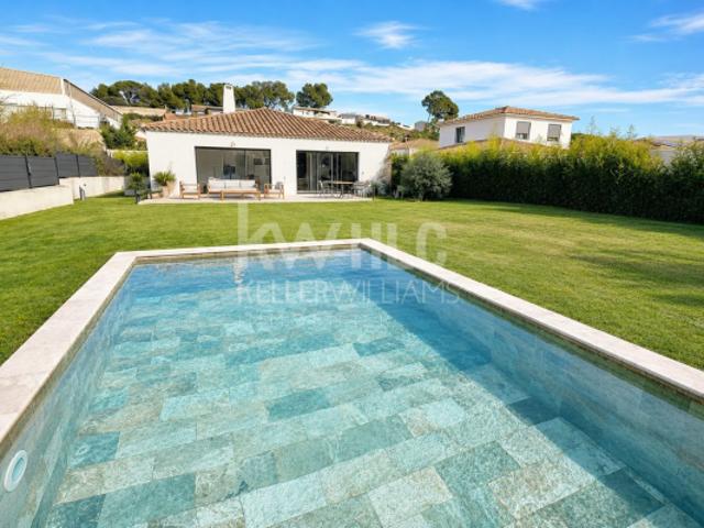 Maison familiale récente avec piscine – Saint Chamas