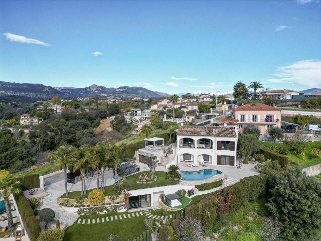 Maison familiale rénovée à Cagnes sur Mer proche Nice 250m² Cagnes sur Mer