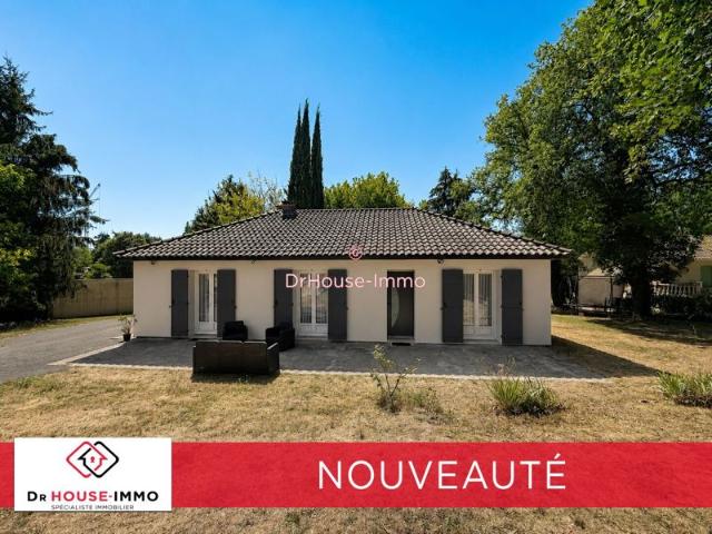 Maison Familiale Rénovée avec Jardin Arboré et T1 Indépendant