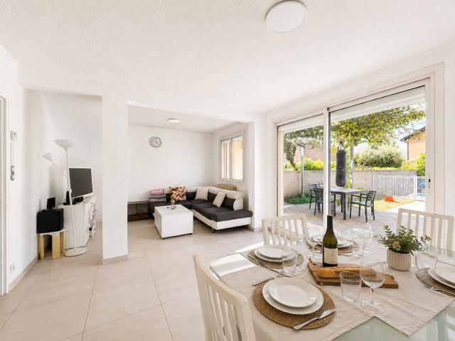 Maison familiale rénovée avec piscine Montfaucon