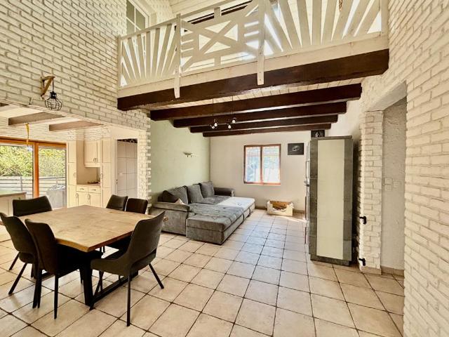Maison familiale spacieuse,162 m²,Proche Suisse