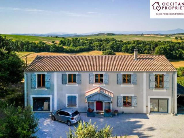Maison familiale spacieuse avec vue