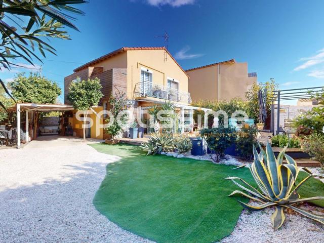 Maison familiale t4 avec piscine rénovée au calme du quartie. 91m² Agde Cap d'Agde