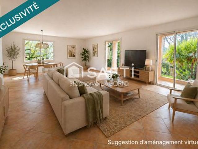Maison familiale T6 avec piscine et dépendance dans un environnement boisé