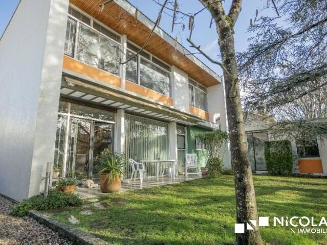 Maison familiale à proximité immédiate de Bordeaux