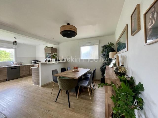 Maison familiale – vie de plain pied et beaux volumes