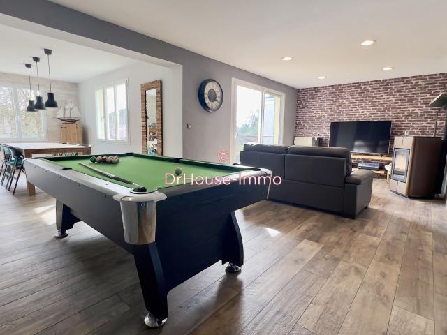 Maison familiale 144 m² Piscine 7 pièces Saint Vrain