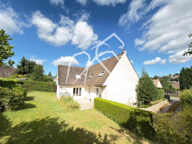 MAISON FAMILIALE | 5 CHAMBRES | SOUS SOL COMPLET | JARDIN
