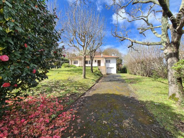 Maison Familiale 160 m2 utiles, proche Bourg