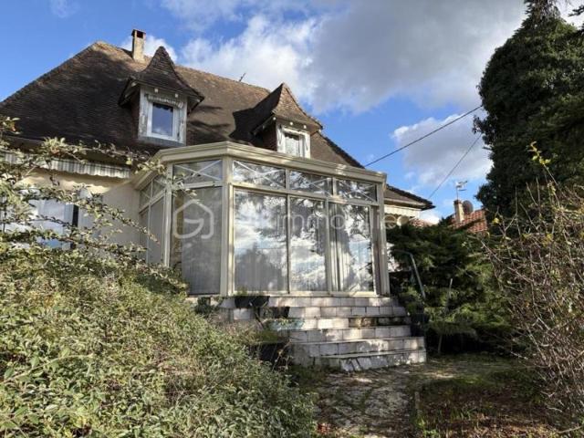 ? Coup de Cœur à Sourzac: Maison Familiale Rénovée, Écrin de Verdure & Espaces Modulables ! ?