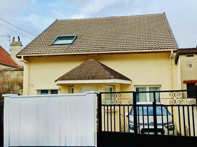 Maison familiale 165 m2 + jardin Quartier pavillonnaire recherché