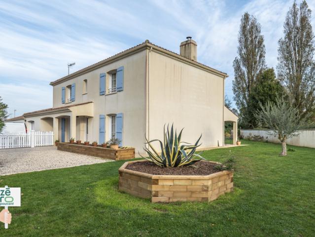 Maison familiale 176 m2 à Angles 5 chambres possibles Pr