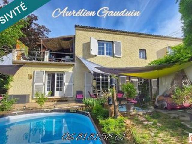 Maison familiale 176 m² – 5 chambres – Terrain de 1 780 m² – Monsempron Libos
