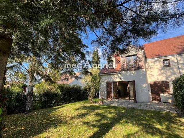 Maison familiale 182 m² – 5 chambres, jardin et garage – Centre village Saint Nom la Bretèche 78860