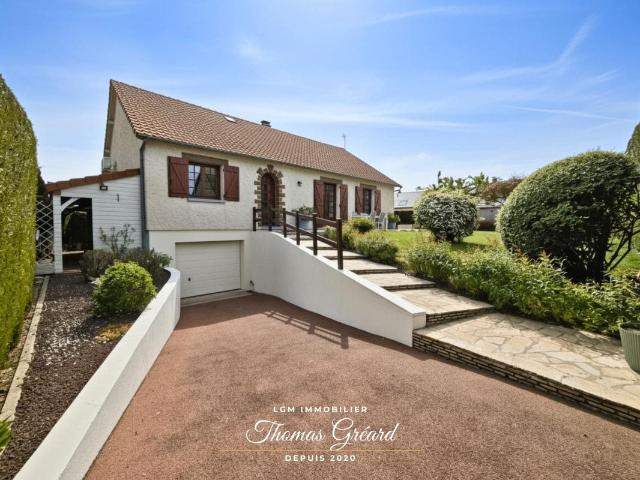 Maison familiale 190 m² 4 chambres évolutives Sous sol t. 190m² Jallans