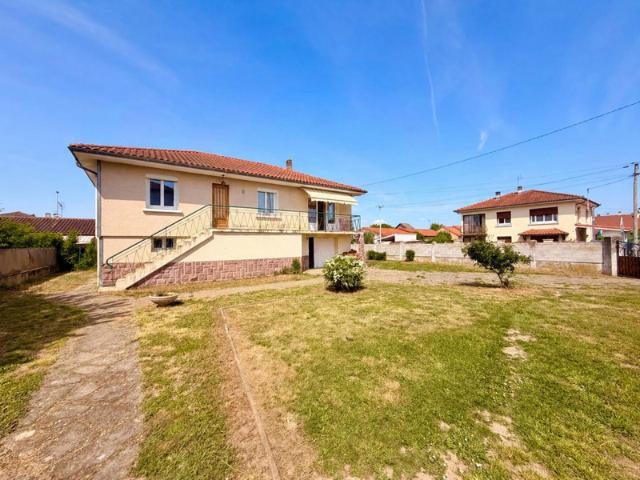 Maison familiale 1960 rénovée Séméac Sous sol géant + 50