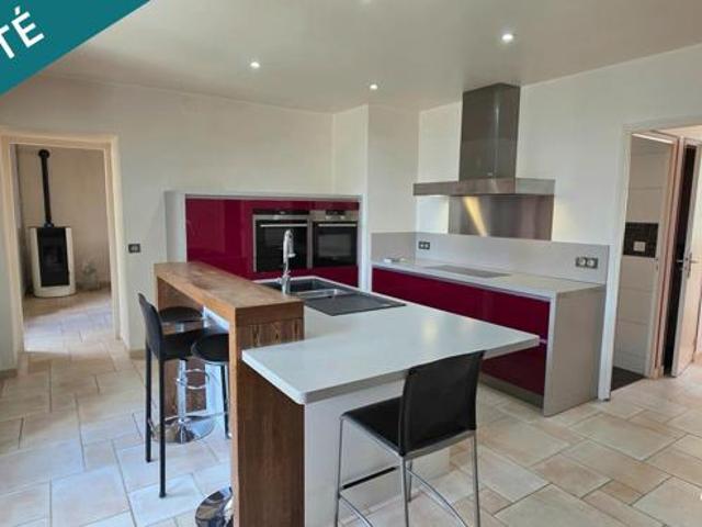 Maison familiale +100 m² avec dépendances et terrain – Aucun travaux – Bouix