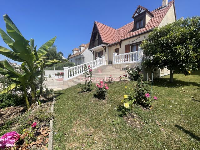 Maison familiale 100 m² 3 chambres Sous sol total Terrain 522 m² Ormoy 91540