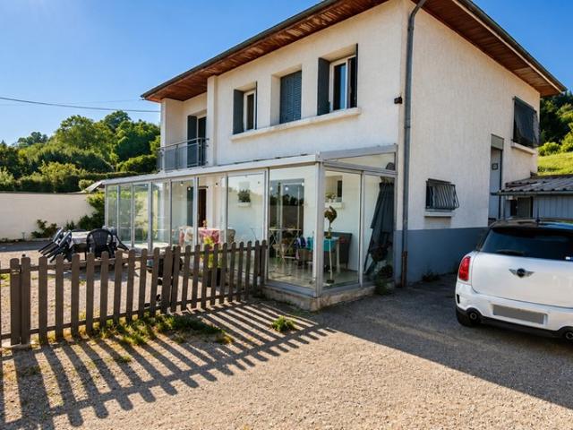 MAISON FAMILIALE 108,7 M² – 4 CHAMBRES – SUITE PARENTALE – VÉRANDA 22 M² – TERRAIN 1 600 M²